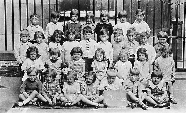Group photo, Marylebone schoolchildren, London
