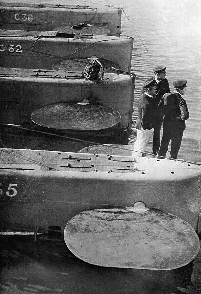 Planes of a British submarine, WW1