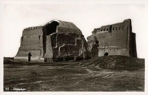 The Taq Kisra) at Ctesiphon, Iraq
