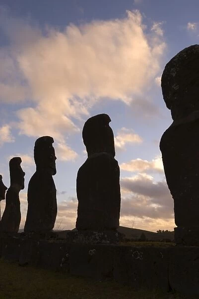 Ahu Akivi, Easter Island (Rapa Nui), UNESCO World Heritage Site, Chile, South America