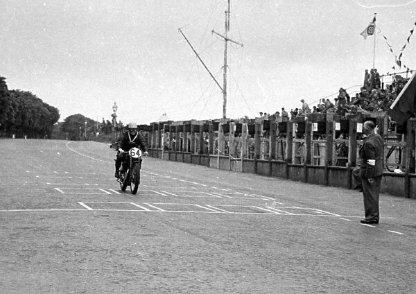 Peter Bagshaw (Matchless) 1950 Junior Clubman TT