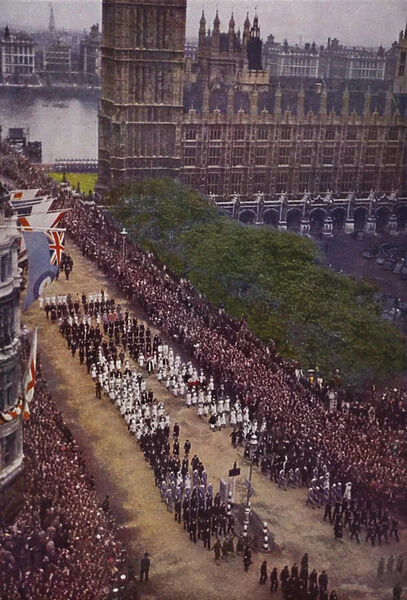 Parade celebrating the victory of Britain and its allies in the Second World War, Westminster, London, 8 June 1946 (photo)