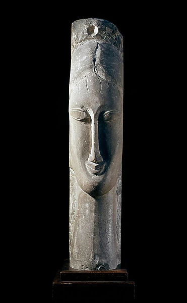 Womans head. 1911-1912 (sandstone sculpture)