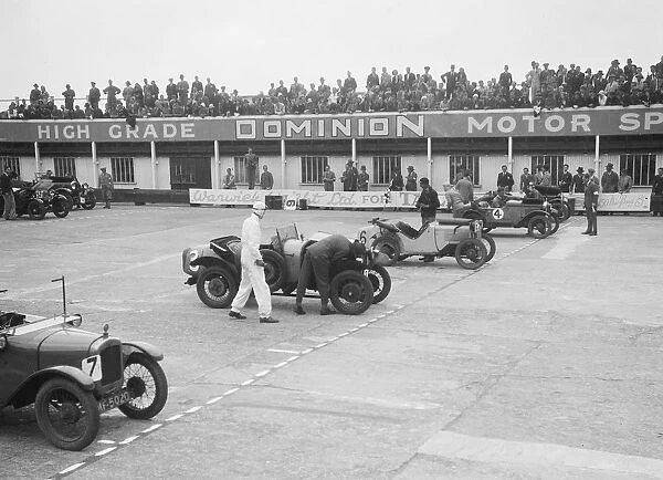 Cars on the start line at the JCC Members Day, Brooklands, 4 July 1931. Artist: Bill Brunell