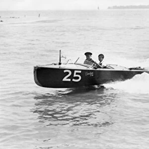 MARION JOE CARSTAIRS (1900-1993). British boat racer