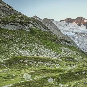Panorama, Waxeggkees Glacier, mountain peaks, Zemmgrund valley, Ginzling, Zillertal valley, Tyrol, Austria