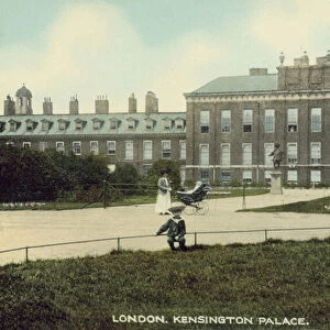 Kensington Palace, London (colour photo)