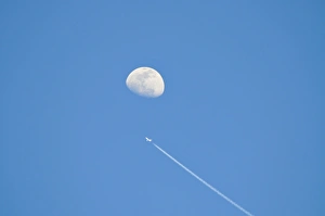 Day time moon
