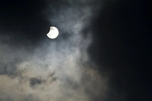 Phase Prints: Partial solar eclipse